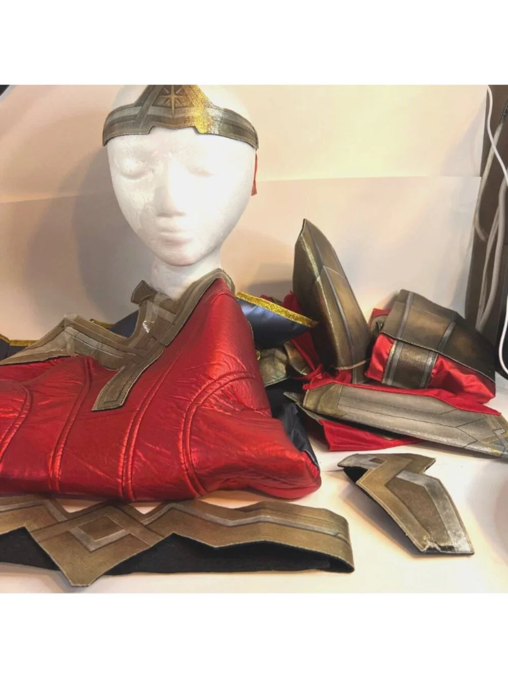 DC Wonder Woman Costume Set With Accessories Adult Size